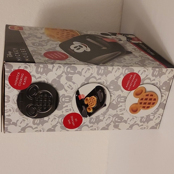 Disney Waffle Maker Mickey Mouse - Picture 5 of 9